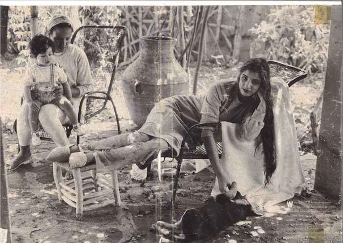 archive_double_page_de_magazine_wafae_date-inconnue