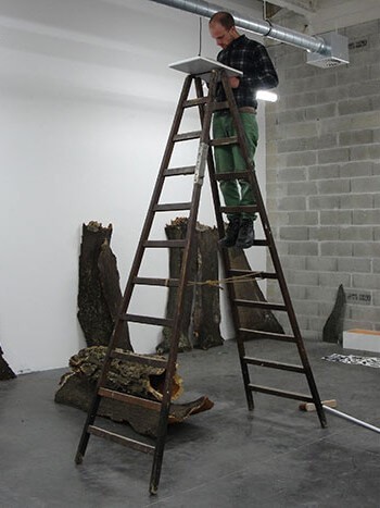 portrait_mathis_collins_2013_triangle-asterides