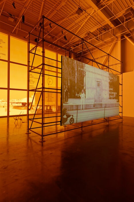 des-fumees-dans-la-ville-voisine-cover