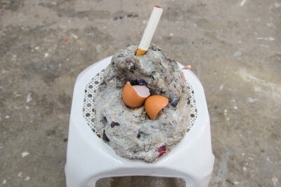 7_estel_fonseca_en_phase_de_digestion_vue_d_exposition_ou_en_tournee_a_la_galerie_hlm_marseille_2020__aurelien_meimaris