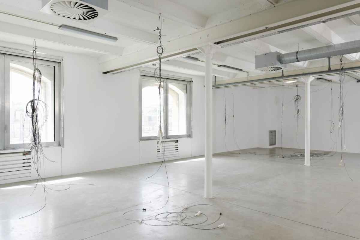 13_exposition-jaimes-triangle-asterides-centre-d-art-contemporain-d-interet-national-_aurilian_credit-photo-aurelien-mole10