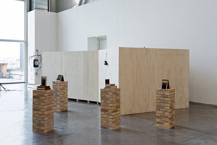 6_vue_d_exposition_moucharabieh_triangle_france_marseille_14_fevrier_19_avril_2015_photo_aurelien_mole