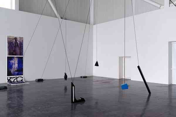 18_erika_vogt_speech_mesh_drawn_off_vue_d_exposition_triangle_france_marseille_aurelien_mole