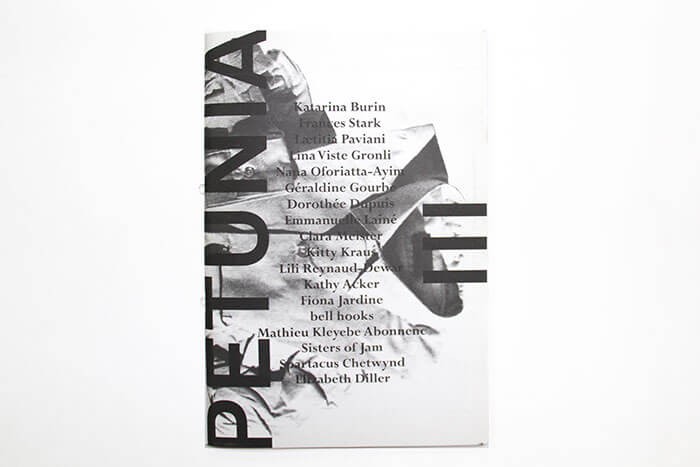 2011_couverture_petunia_3_credit_amelie_claude